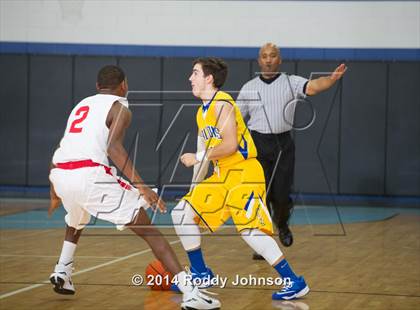 Thumbnail 1 in Channelview vs. Taft (McDonald's Texas Invitational) photogallery.