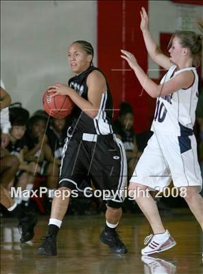Thumbnail 2 in Montbello vs Dakota Ridge (Regis Holiday Hoop Class Semifinals) photogallery.