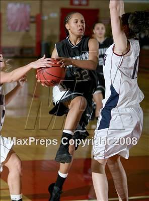 Thumbnail 3 in Montbello vs Dakota Ridge (Regis Holiday Hoop Class Semifinals) photogallery.