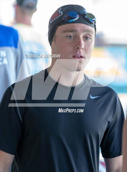 Thumbnail 2 in CIF Boys Swimming Championships photogallery.