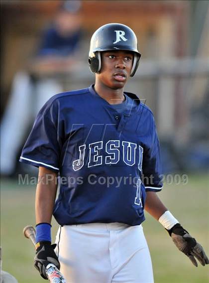 Thumbnail 1 in Dallas Jesuit vs. Hillcrest (Creekview Tournament) photogallery.