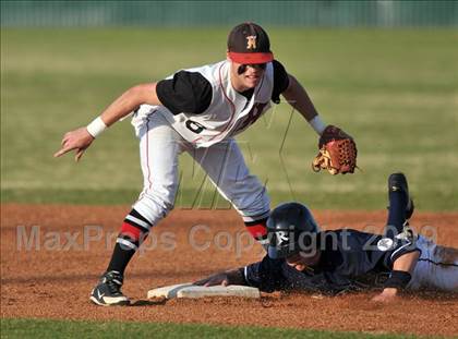 Thumbnail 3 in Dallas Jesuit vs. Hillcrest (Creekview Tournament) photogallery.