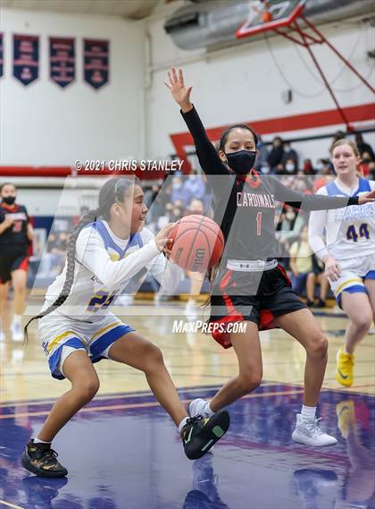 Thumbnail 3 in St. Michael vs. Fort Thomas (AIA 1A Semifinal) photogallery.