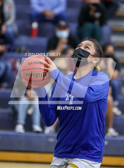 Thumbnail 3 in St. Michael vs. Fort Thomas (AIA 1A Semifinal) photogallery.