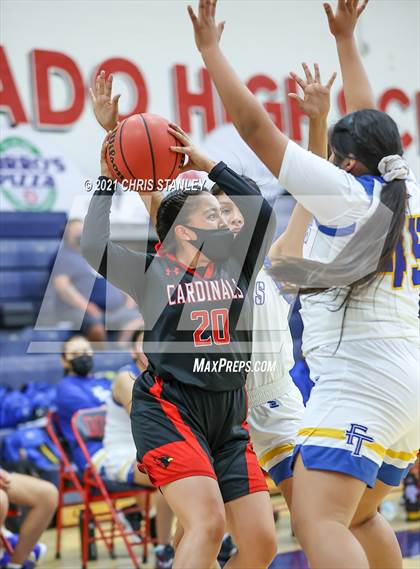 Thumbnail 3 in St. Michael vs. Fort Thomas (AIA 1A Semifinal) photogallery.