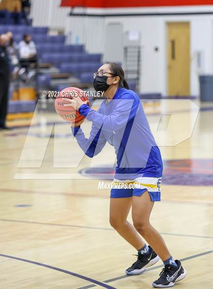 Thumbnail 1 in St. Michael vs. Fort Thomas (AIA 1A Semifinal) photogallery.