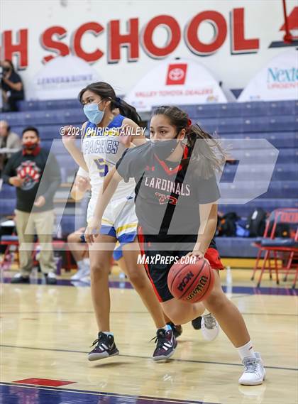 Thumbnail 3 in St. Michael vs. Fort Thomas (AIA 1A Semifinal) photogallery.