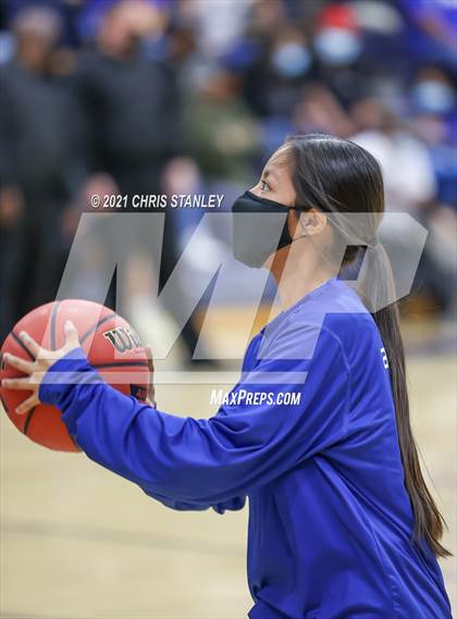 Thumbnail 3 in St. Michael vs. Fort Thomas (AIA 1A Semifinal) photogallery.