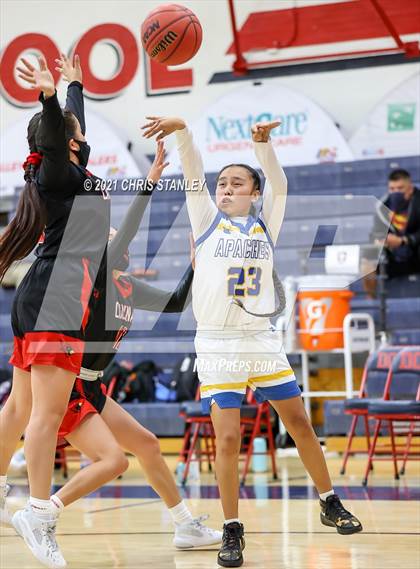 Thumbnail 2 in St. Michael vs. Fort Thomas (AIA 1A Semifinal) photogallery.