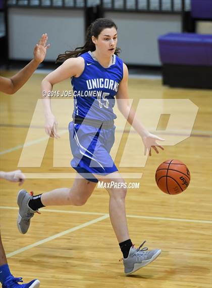 Thumbnail 3 in New Braunfels vs Del Rio (Boerne ISD Tournament) photogallery.