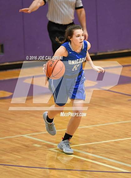 Thumbnail 3 in New Braunfels vs Del Rio (Boerne ISD Tournament) photogallery.