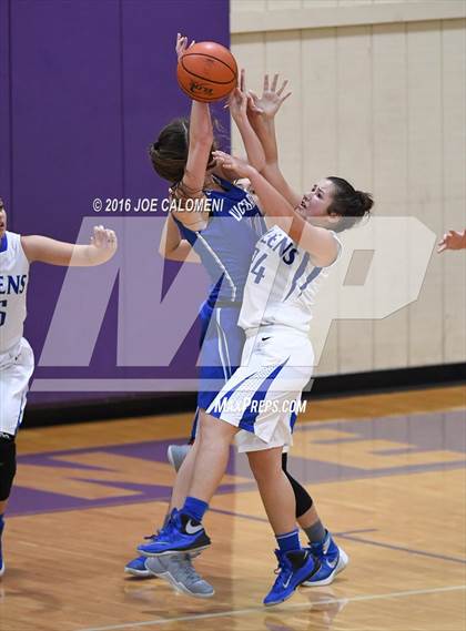 Thumbnail 3 in New Braunfels vs Del Rio (Boerne ISD Tournament) photogallery.