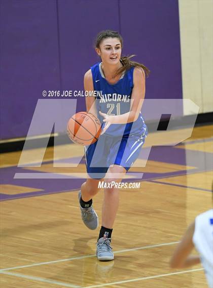 Thumbnail 3 in New Braunfels vs Del Rio (Boerne ISD Tournament) photogallery.