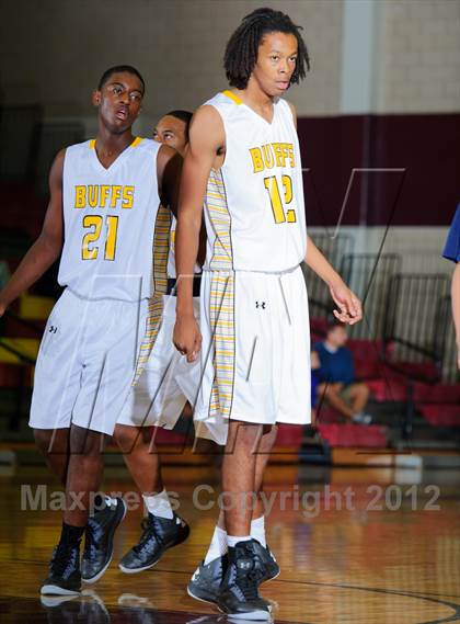 Thumbnail 1 in College Park vs. Fort Bend Marshall (McDonald's Texas Invitational) photogallery.
