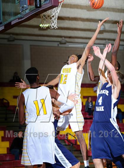 Thumbnail 3 in College Park vs. Fort Bend Marshall (McDonald's Texas Invitational) photogallery.