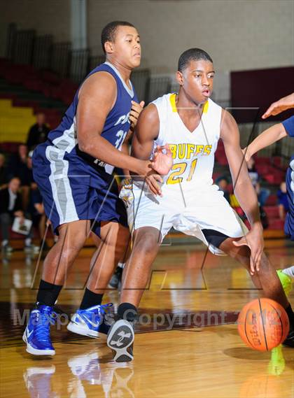 Thumbnail 1 in College Park vs. Fort Bend Marshall (McDonald's Texas Invitational) photogallery.