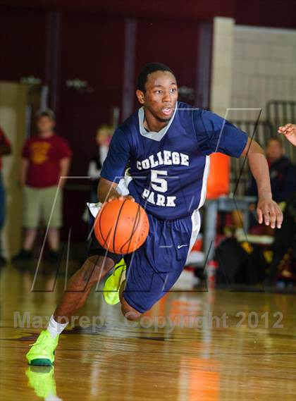 Thumbnail 1 in College Park vs. Fort Bend Marshall (McDonald's Texas Invitational) photogallery.