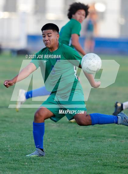 Thumbnail 3 in Highland vs. Mira Monte (CIF CS D3 Quarterfinal) photogallery.