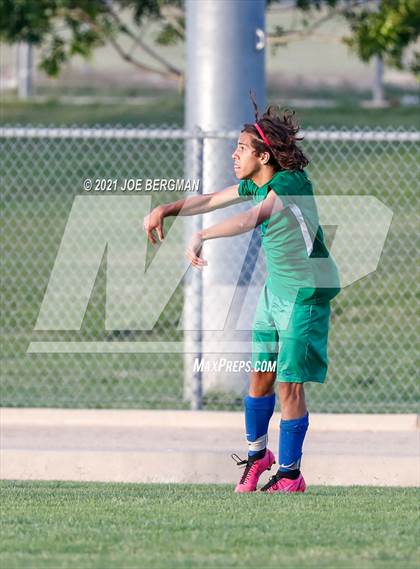 Thumbnail 3 in Highland vs. Mira Monte (CIF CS D3 Quarterfinal) photogallery.