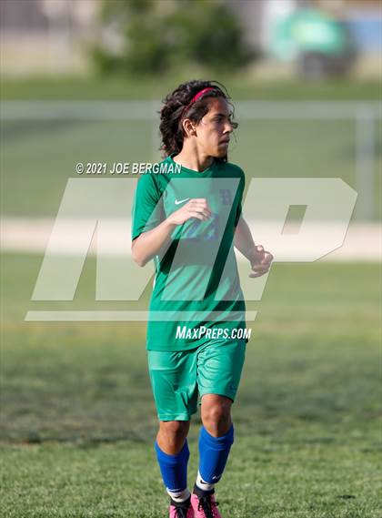 Thumbnail 2 in Highland vs. Mira Monte (CIF CS D3 Quarterfinal) photogallery.