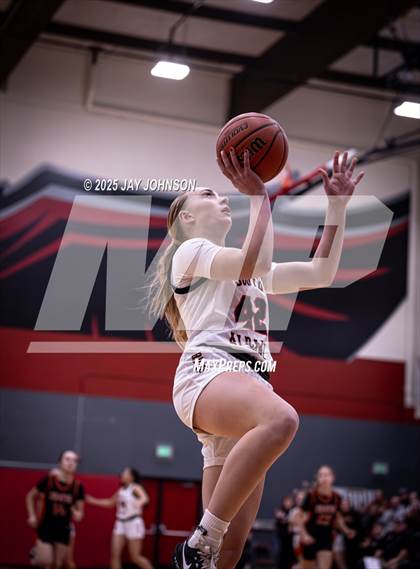 Thumbnail 2 in Crater @ South Albany photogallery.