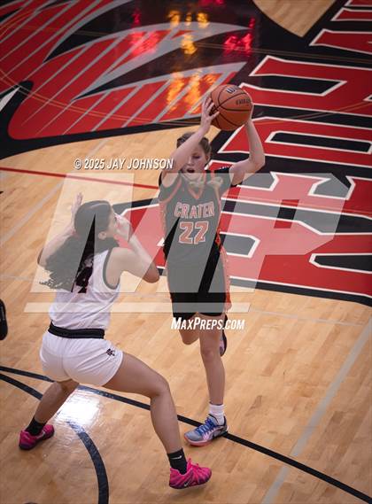 Thumbnail 2 in Crater @ South Albany photogallery.