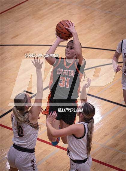 Thumbnail 1 in Crater @ South Albany photogallery.