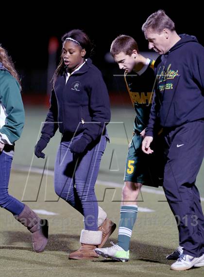 Thumbnail 1 in De La Salle vs. San Ramon Valley (CIF NCS D1 Final) photogallery.