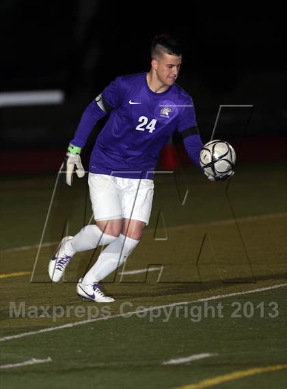 Thumbnail 3 in De La Salle vs. San Ramon Valley (CIF NCS D1 Final) photogallery.