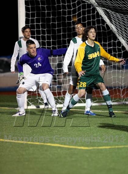 Thumbnail 2 in De La Salle vs. San Ramon Valley (CIF NCS D1 Final) photogallery.