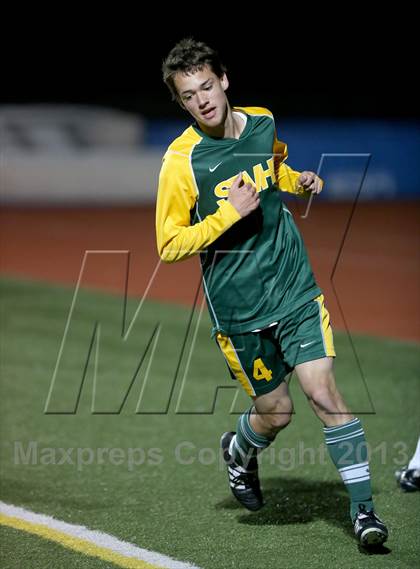 Thumbnail 3 in De La Salle vs. San Ramon Valley (CIF NCS D1 Final) photogallery.
