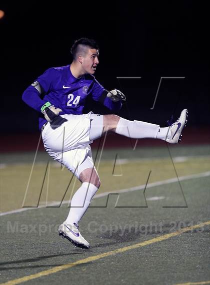 Thumbnail 1 in De La Salle vs. San Ramon Valley (CIF NCS D1 Final) photogallery.