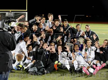Thumbnail 1 in De La Salle vs. San Ramon Valley (CIF NCS D1 Final) photogallery.