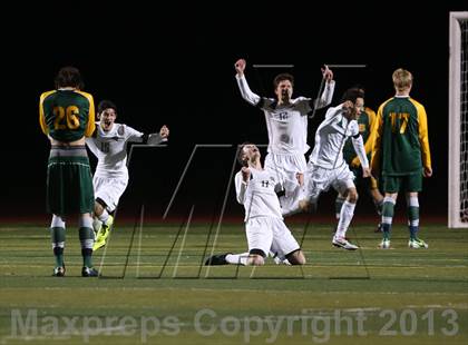 Thumbnail 2 in De La Salle vs. San Ramon Valley (CIF NCS D1 Final) photogallery.