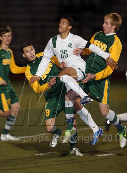 Thumbnail 3 in De La Salle vs. San Ramon Valley (CIF NCS D1 Final) photogallery.