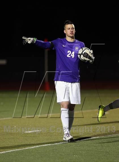 Thumbnail 2 in De La Salle vs. San Ramon Valley (CIF NCS D1 Final) photogallery.