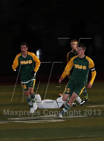 Thumbnail 3 in De La Salle vs. San Ramon Valley (CIF NCS D1 Final) photogallery.