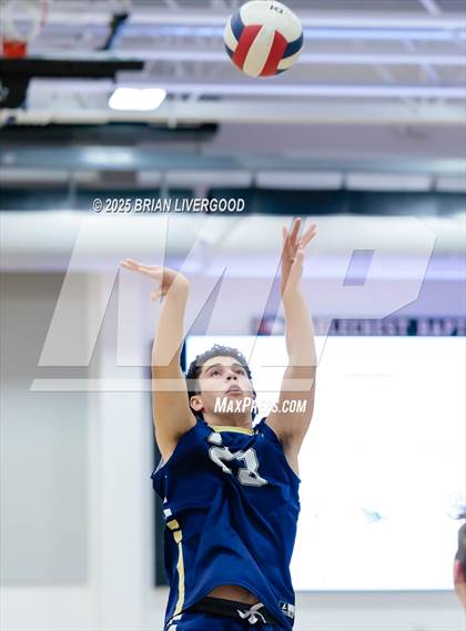 Thumbnail 3 in Cherokee Trail vs. Legacy photogallery.