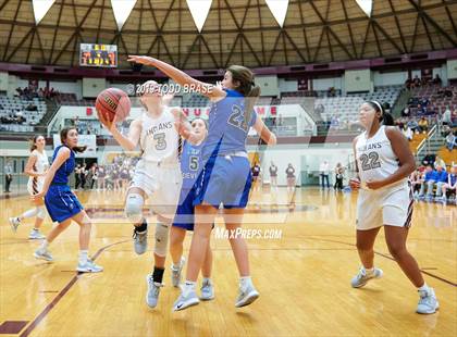 Thumbnail 2 in Gate City @ Dobyns-Bennett photogallery.