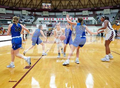 Thumbnail 3 in Gate City @ Dobyns-Bennett photogallery.