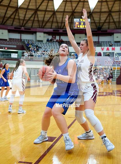 Thumbnail 2 in Gate City @ Dobyns-Bennett photogallery.