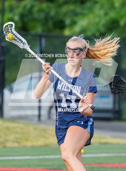 Thumbnail 3 in Wilton vs. New Canaan photogallery.
