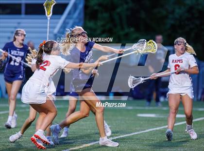 Thumbnail 2 in Wilton vs. New Canaan photogallery.