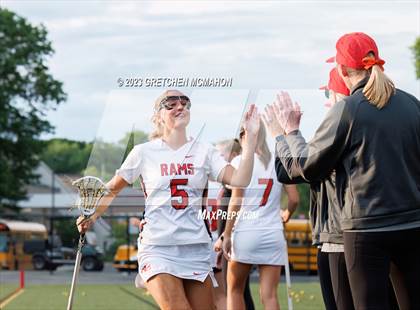 Thumbnail 3 in Wilton vs. New Canaan photogallery.