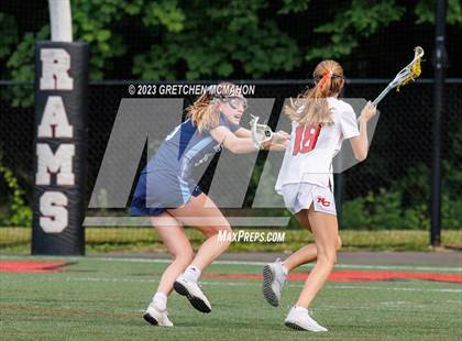 Thumbnail 2 in Wilton vs. New Canaan photogallery.