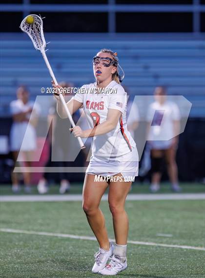 Thumbnail 3 in Wilton vs. New Canaan photogallery.