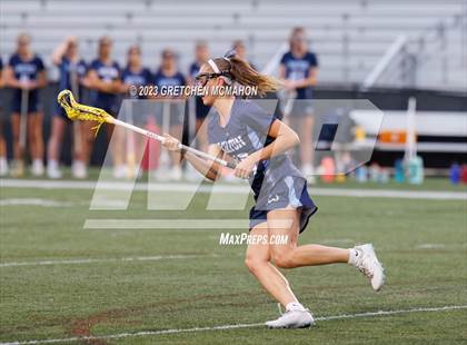 Thumbnail 2 in Wilton vs. New Canaan photogallery.