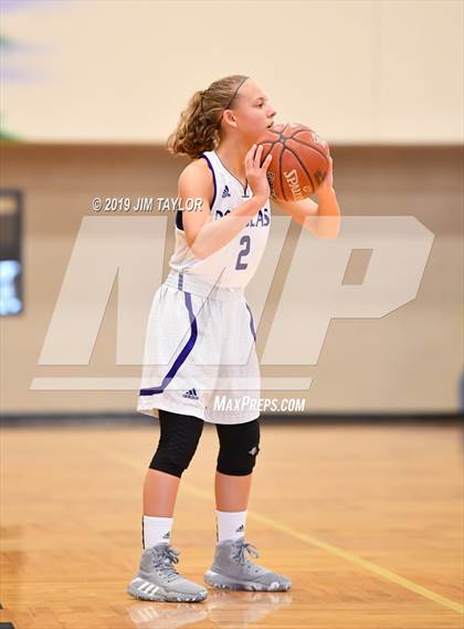 Thumbnail 3 in Tenaha vs Douglass (Lipan HD Howard Classic) photogallery.