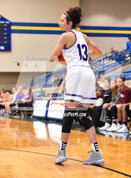 Thumbnail 3 in Tenaha vs Douglass (Lipan HD Howard Classic) photogallery.