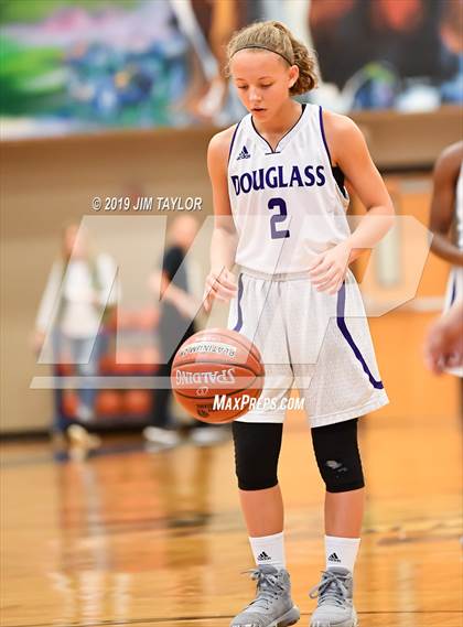 Thumbnail 2 in Tenaha vs Douglass (Lipan HD Howard Classic) photogallery.